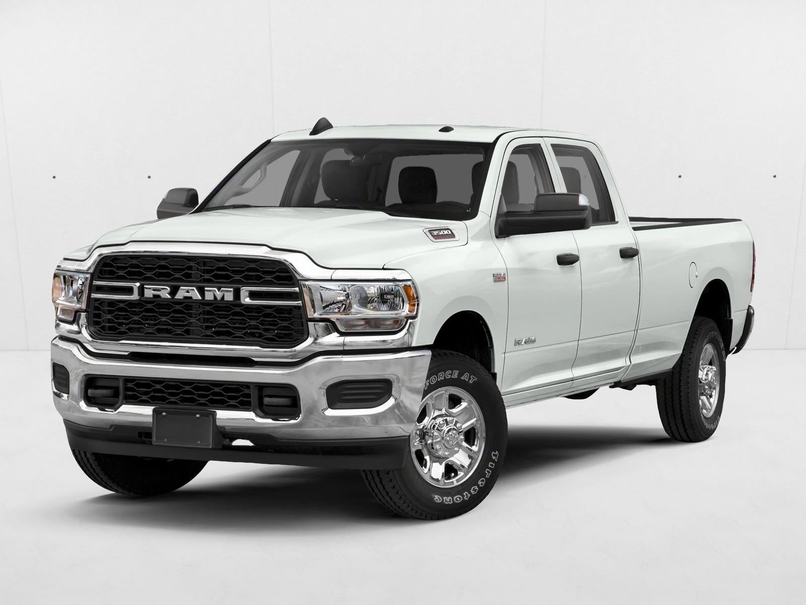 2022 RAM 3500 Tradesman 4x4 Crew Cab 8' Box