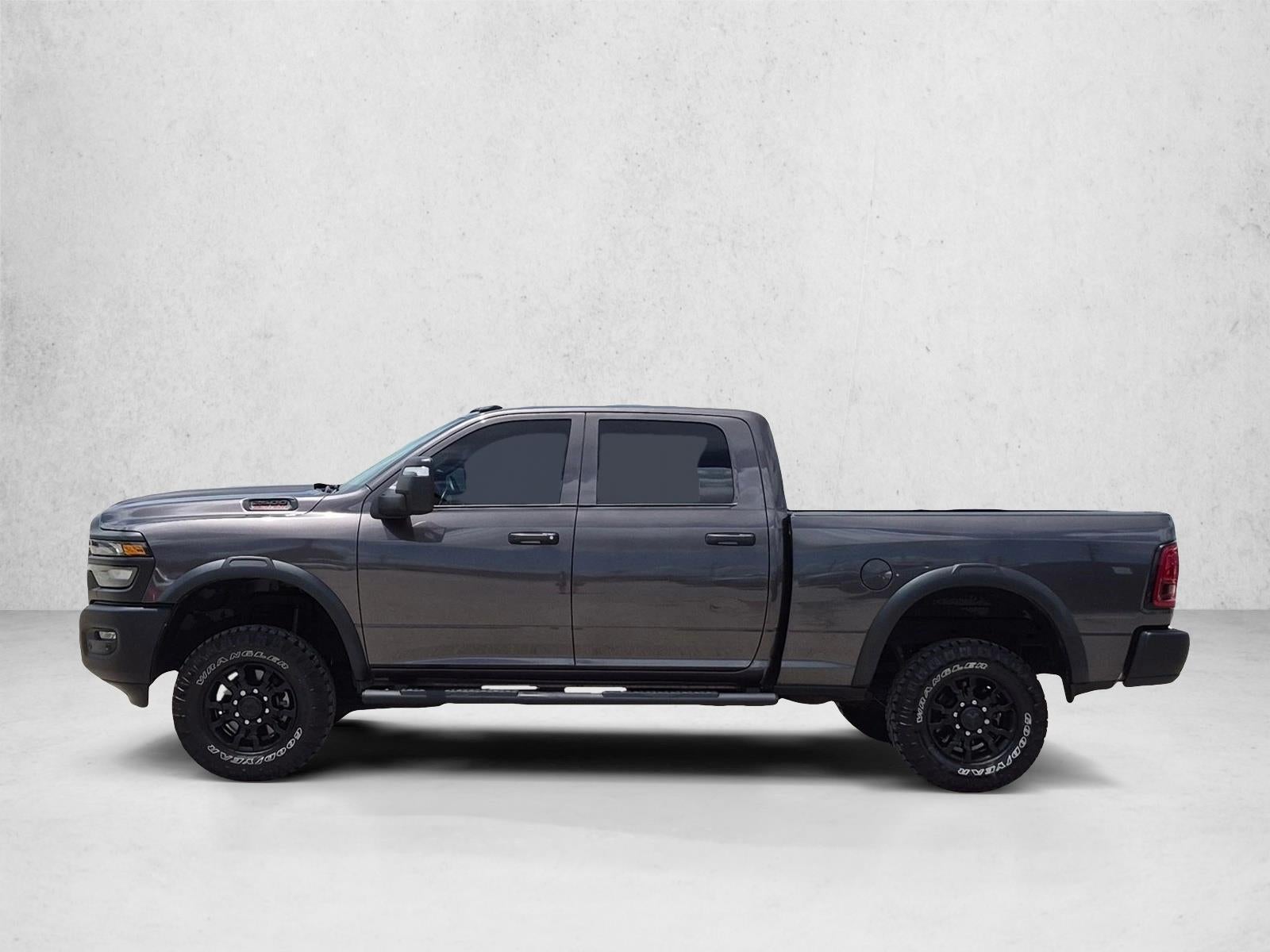 2025 RAM 2500 Tradesman 4x4 Crew Cab 6'4" Box