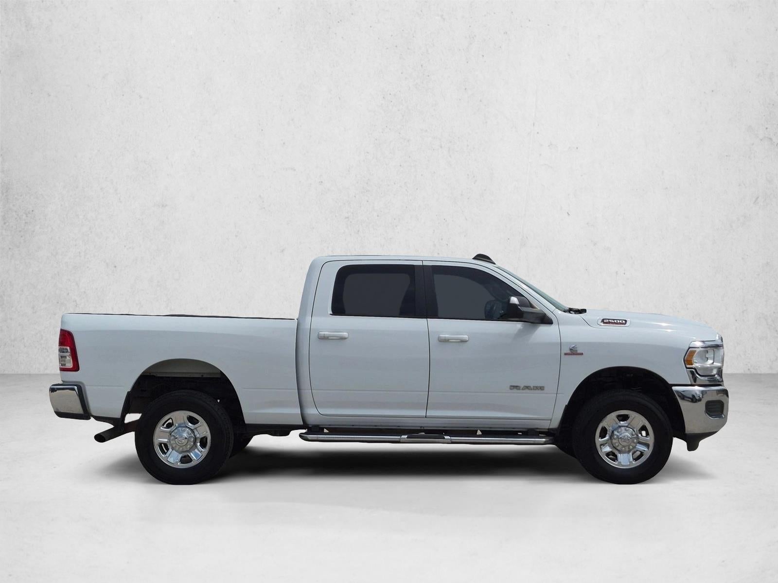 2022 RAM 2500 Big Horn 4x4 Crew Cab 6'4" Box