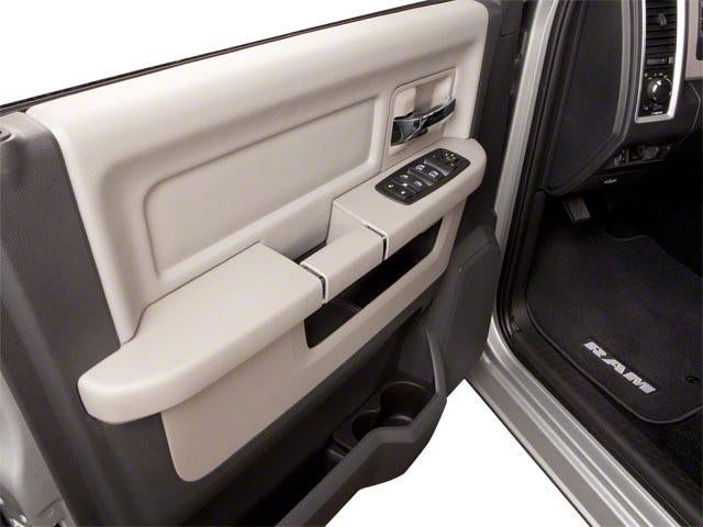 2011 RAM 2500 4WD Crew Cab 8 Ft Box Laramie