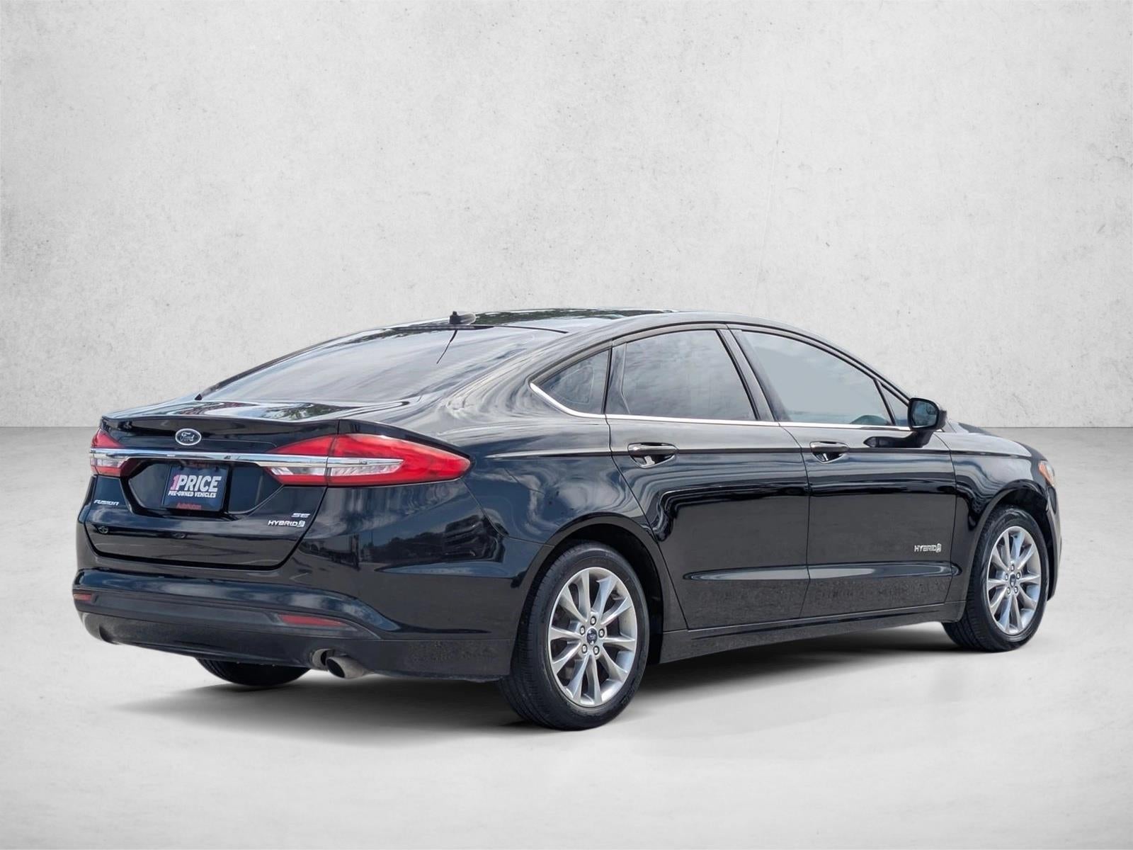 2017 Ford Fusion SE FWD