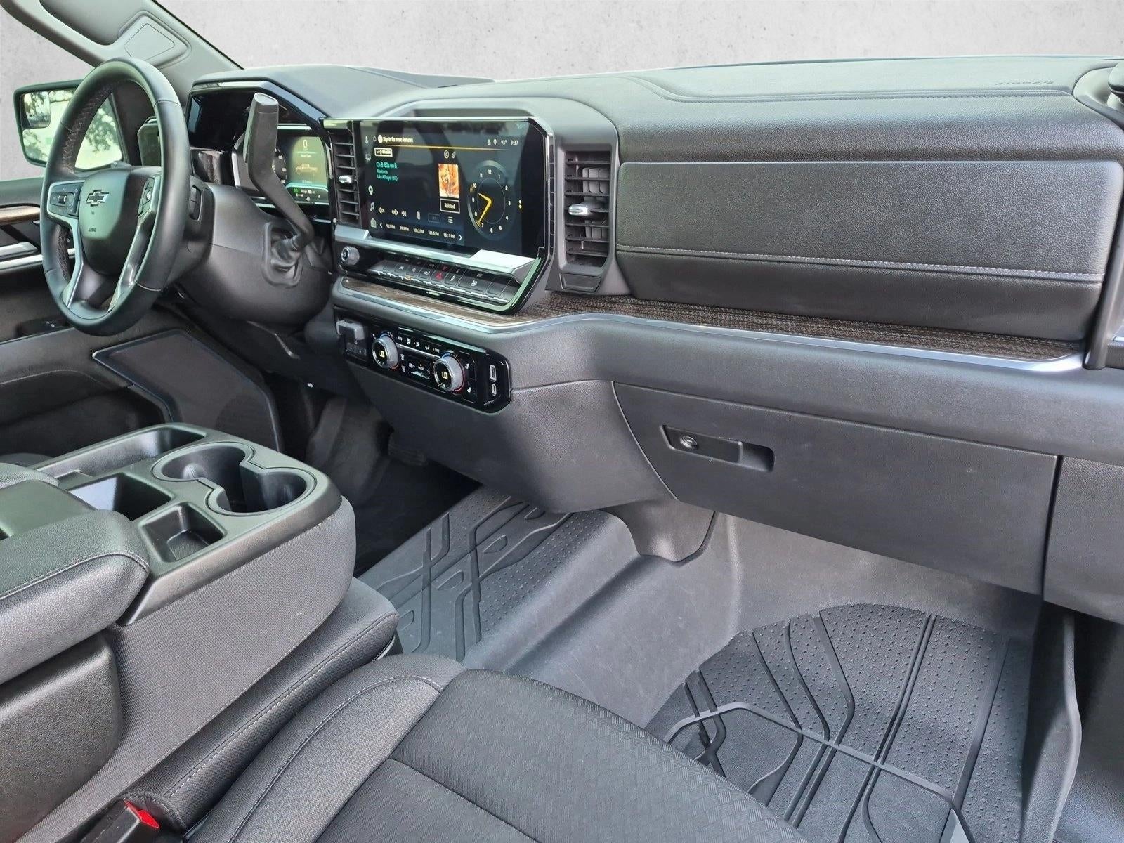 2025 Chevrolet Silverado 1500 Crew Cab Short Box 2-Wheel Drive RST
