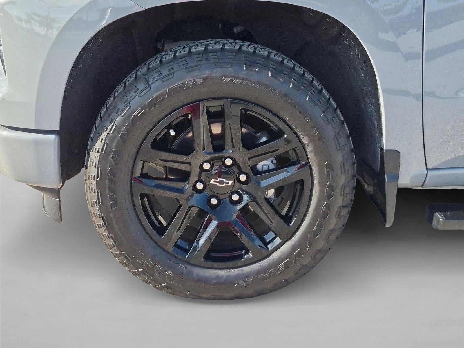 2025 Chevrolet Silverado 1500 Crew Cab Short Box 2-Wheel Drive RST