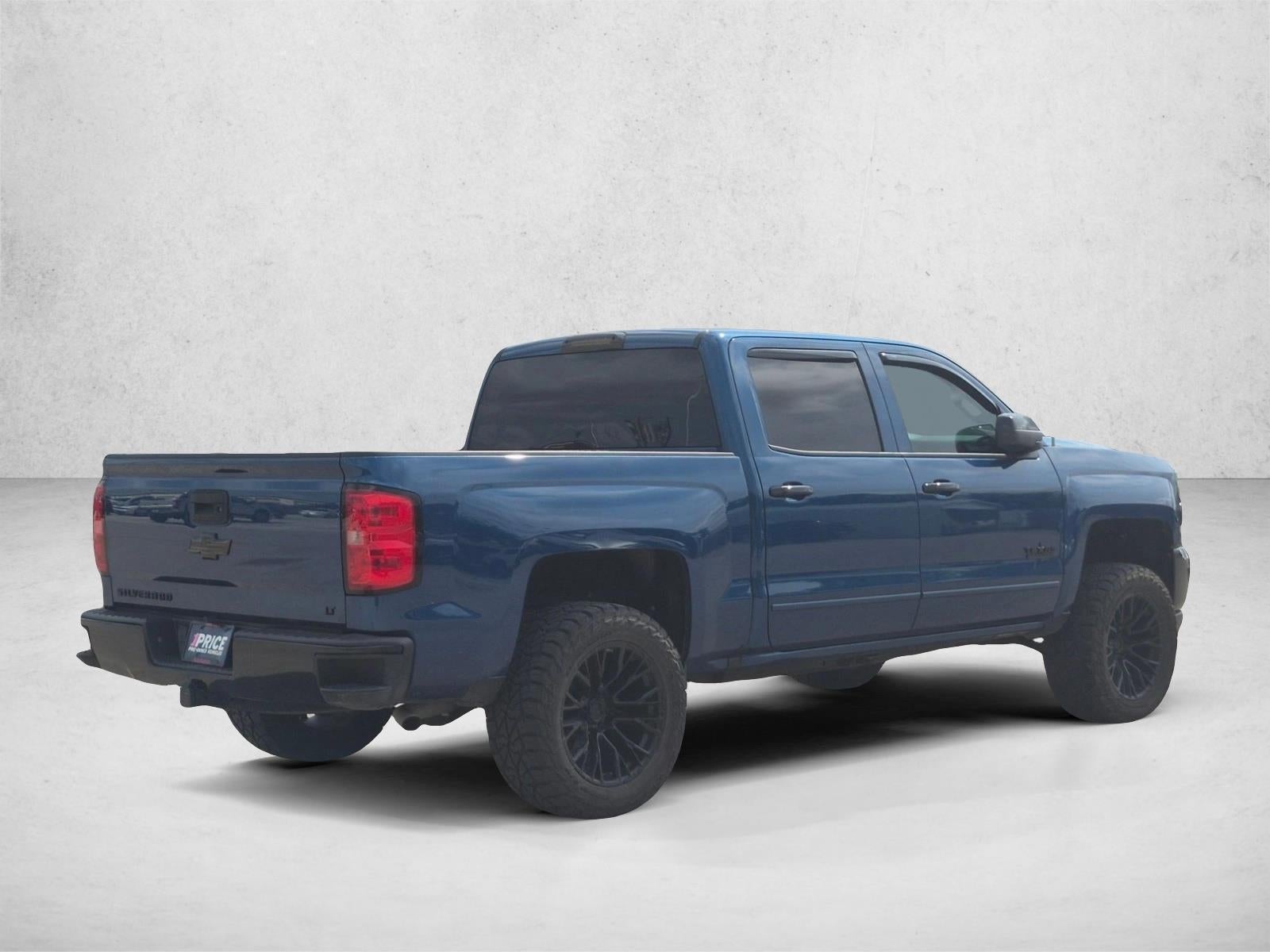 2017 Chevrolet Silverado 1500 Crew Cab Short Box 2-Wheel Drive LT