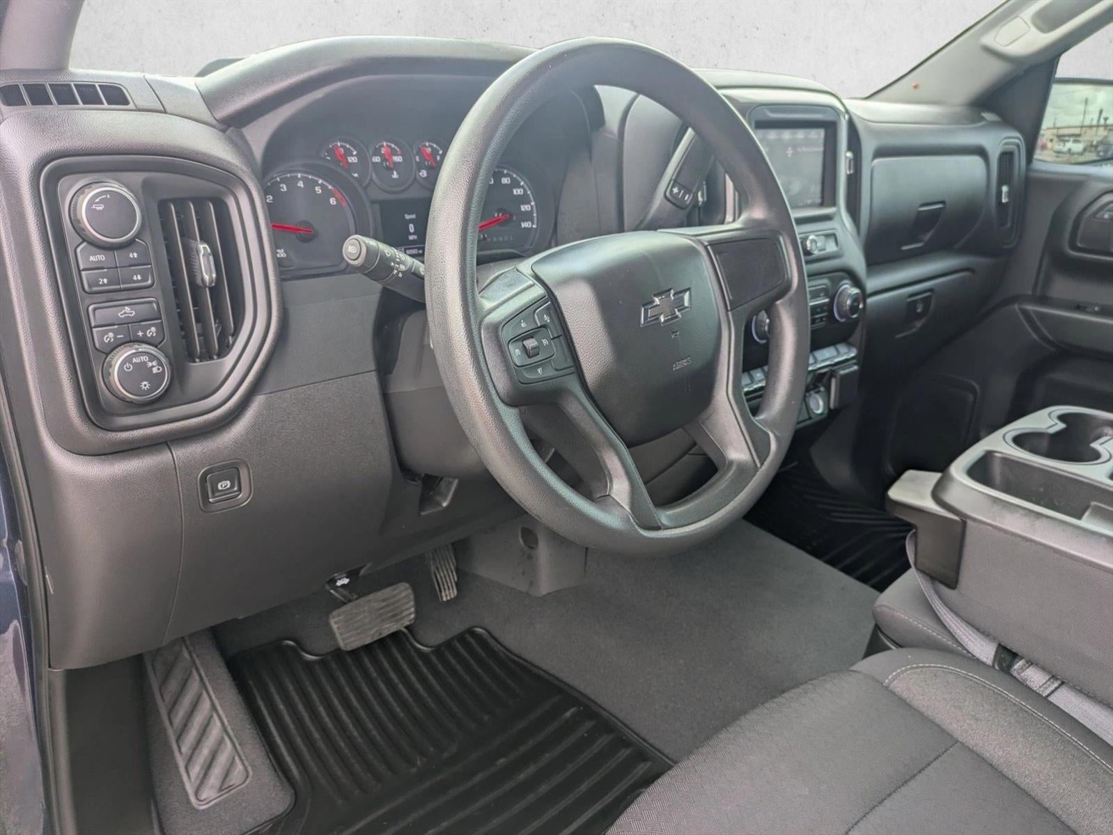 2022 Chevrolet Silverado 1500 Crew Cab Short Box 4-Wheel Drive Custom Trail Boss