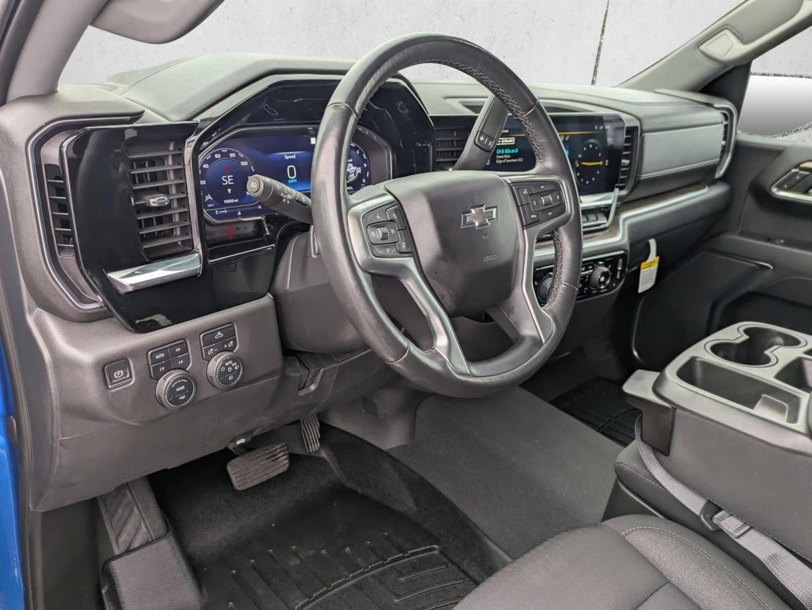 2022 Chevrolet Silverado 1500 Crew Cab Short Box 4-Wheel Drive LT Trail Boss