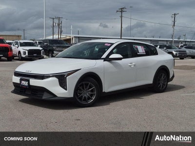 2025 Kia K4 LX FWD