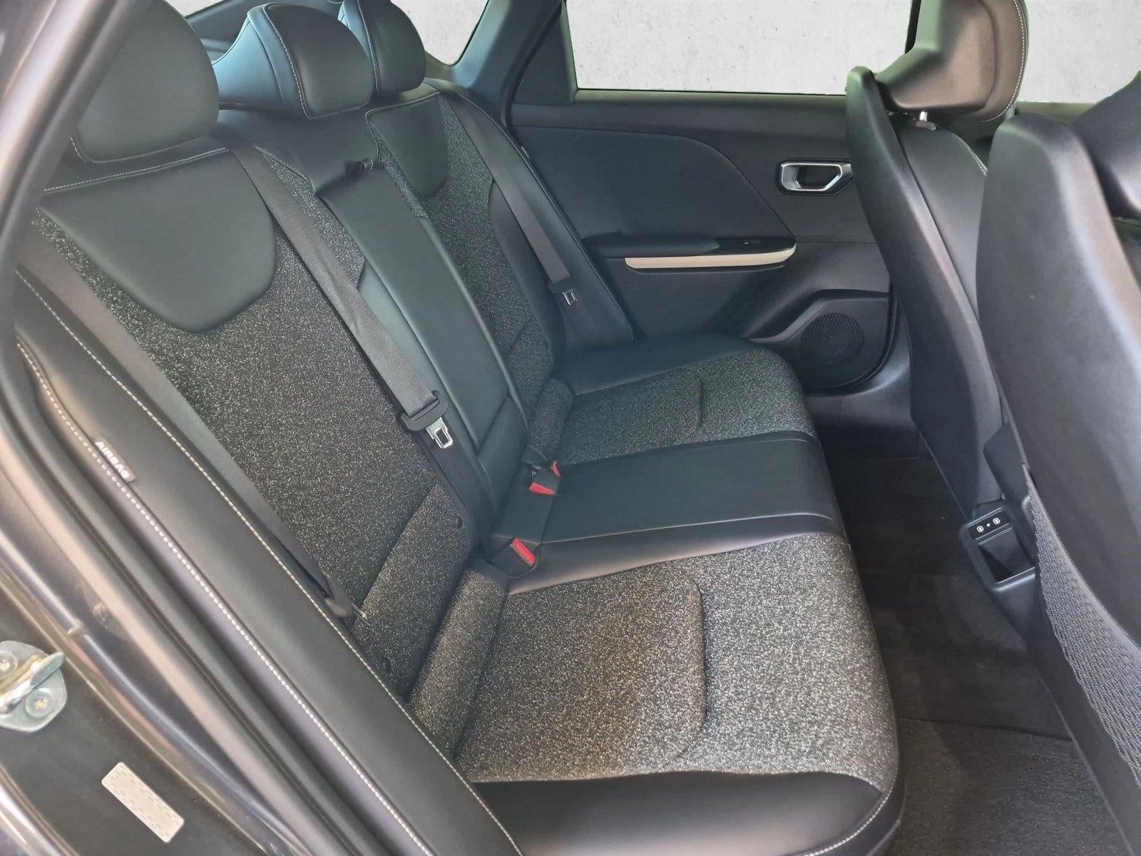 2025 Kia K4 GT-Line FWD