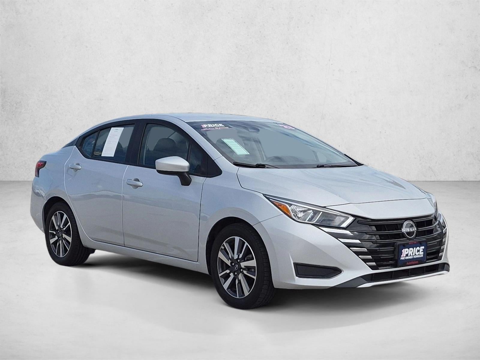 2023 Nissan Versa SV CVT