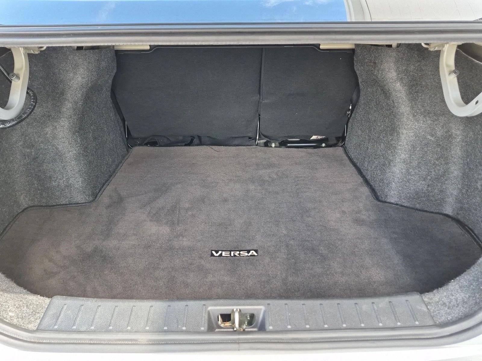 2023 Nissan Versa SV CVT