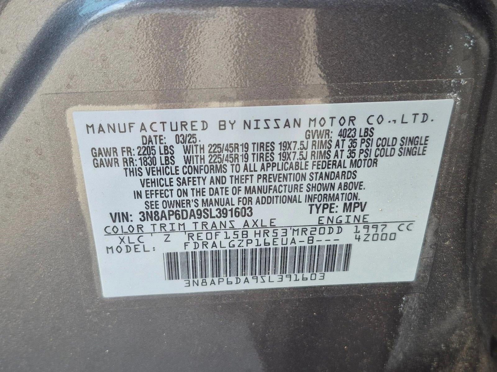 2025 Nissan Kicks SR FWD
