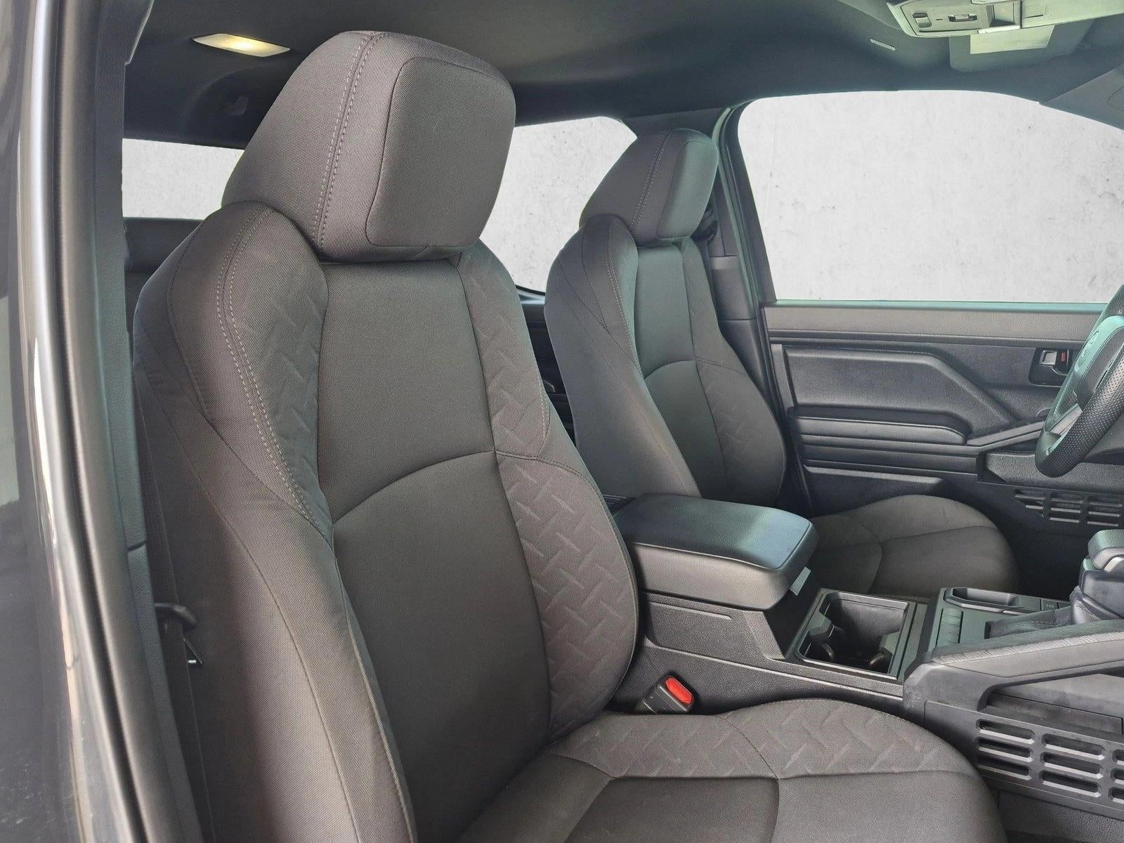 2024 Toyota Tacoma 2WD 2WD SR Double Cab 5' Bed AT (Natl)
