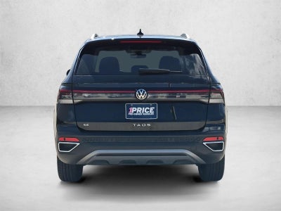 2025 Volkswagen Taos SE FWD