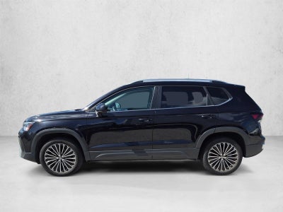 2025 Volkswagen Taos SE FWD