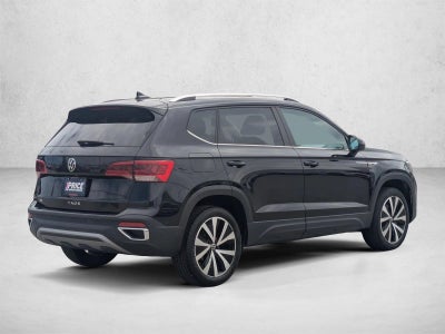 2024 Volkswagen Taos SE FWD