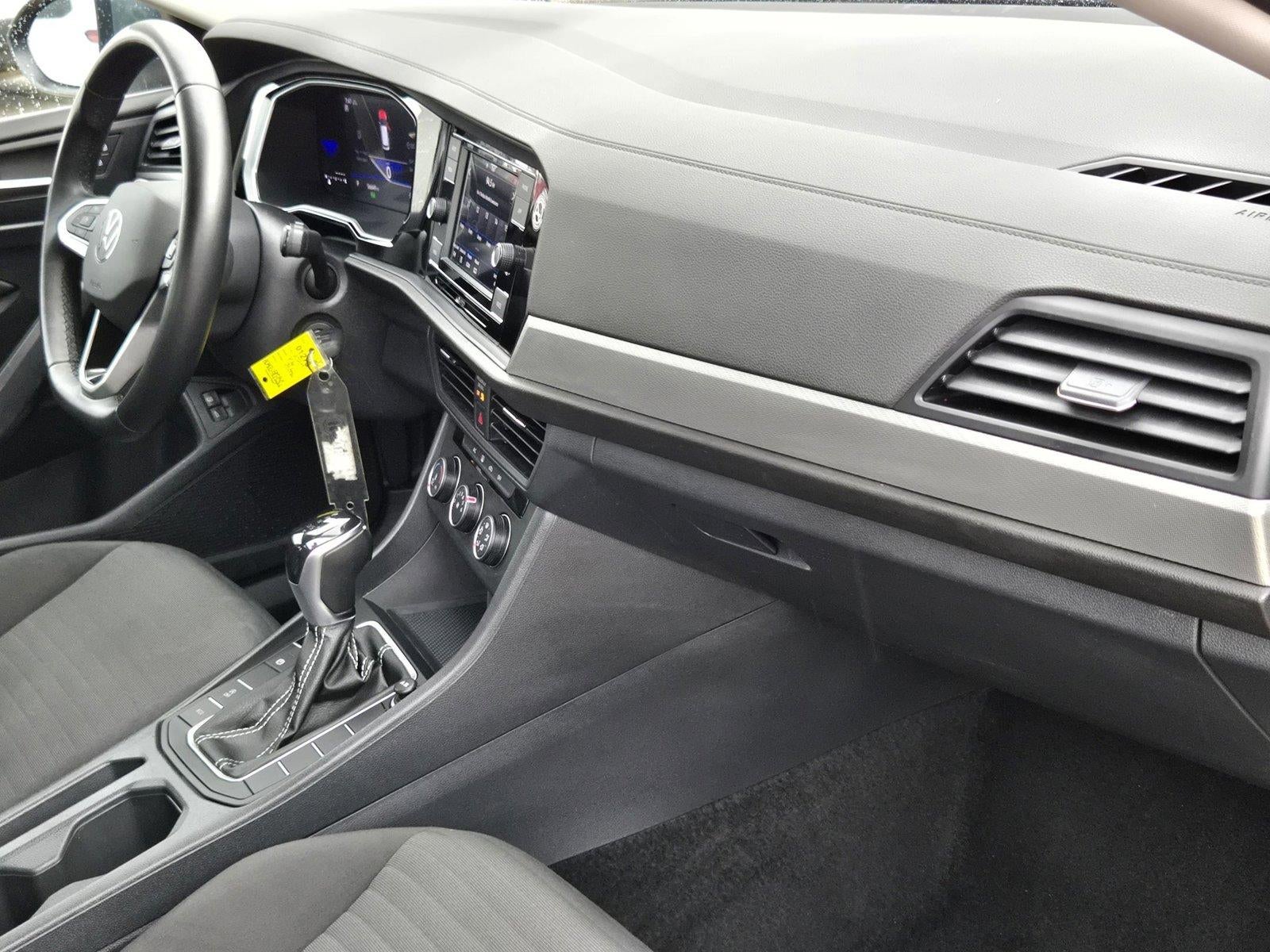 2024 Volkswagen Jetta S Auto