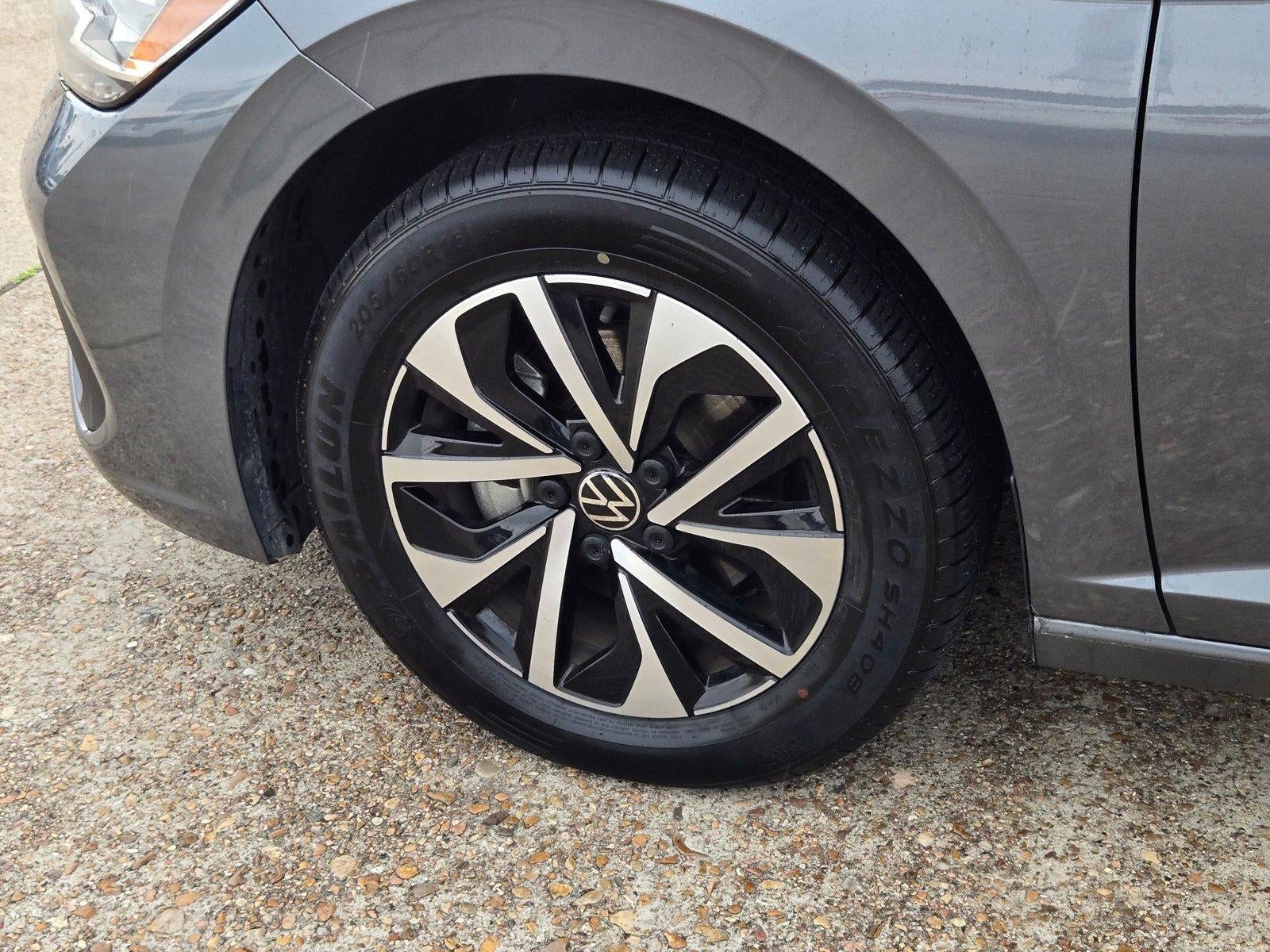 2024 Volkswagen Jetta S Auto