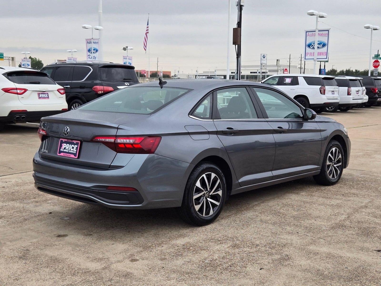 2024 Volkswagen Jetta S Auto