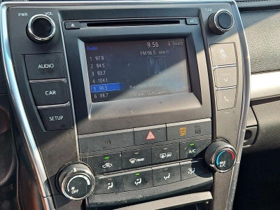 2015 Toyota Camry 4dr Sdn I4 Auto SE (SE)