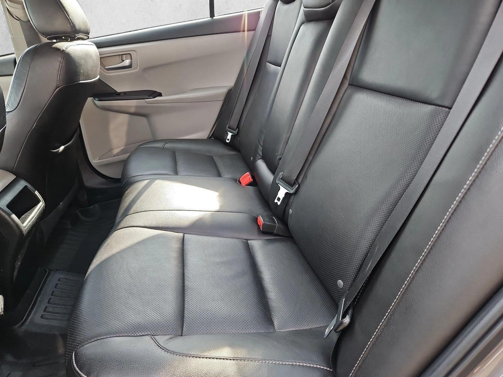 2015 Toyota Camry 4dr Sdn I4 Auto SE (SE)