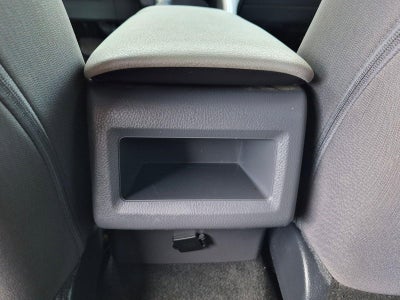 2023 Toyota Camry LE Auto (SE)