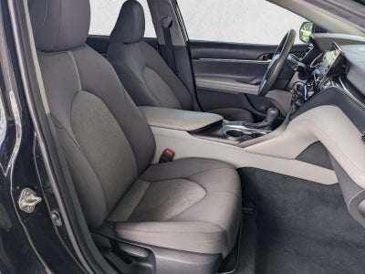 2022 Toyota Camry LE Auto (SE)