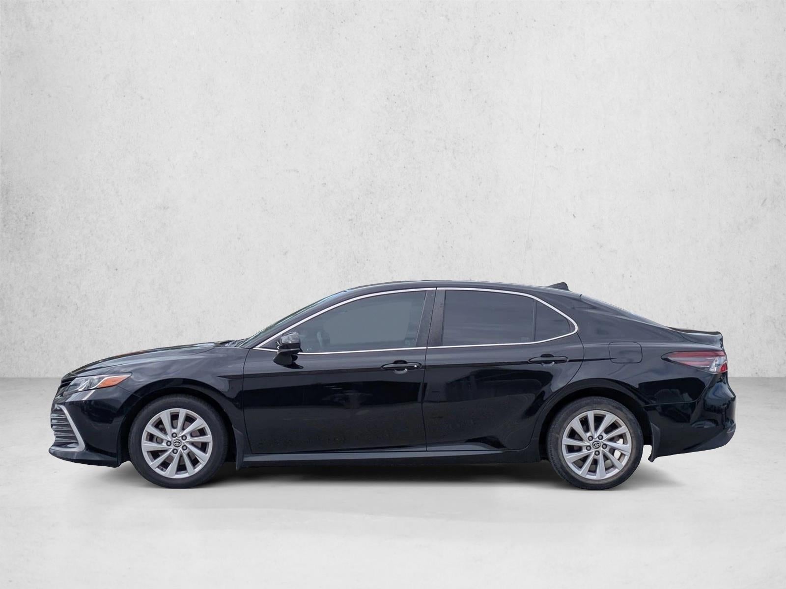 2022 Toyota Camry LE Auto (SE)