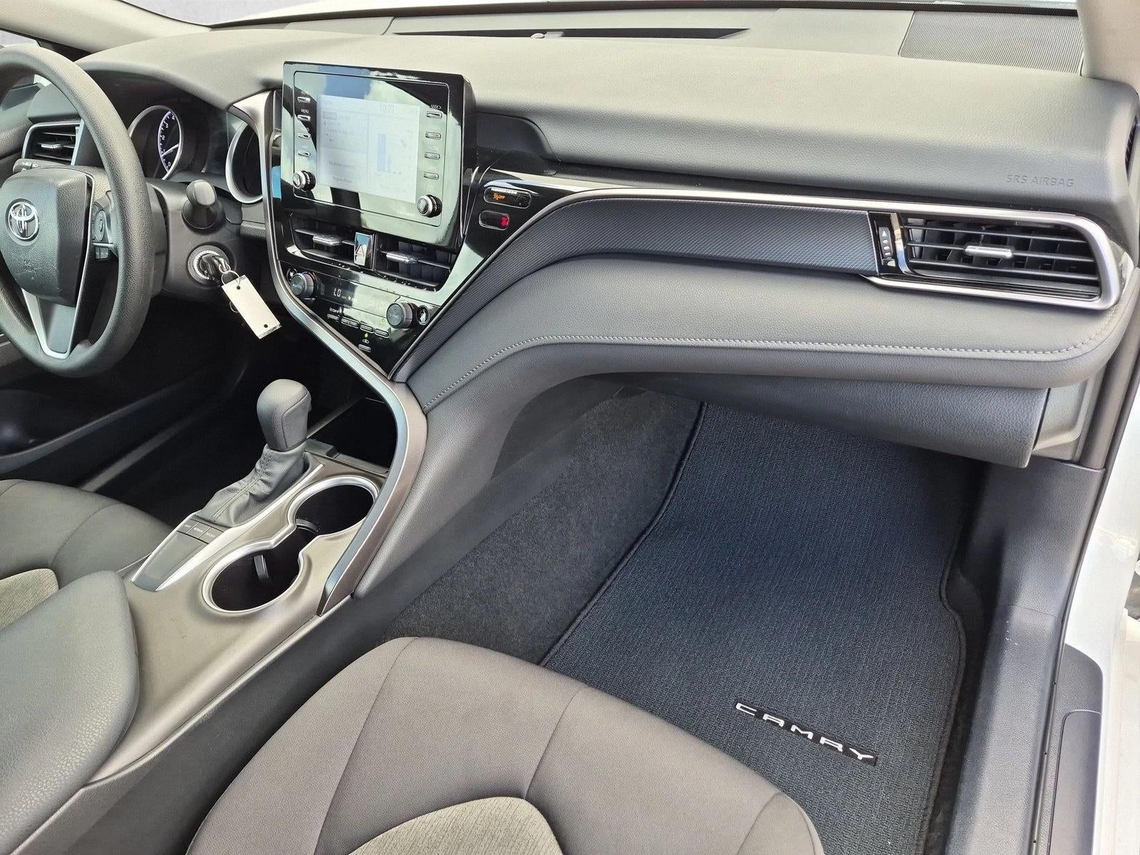 2024 Toyota Camry LE Auto (SE)
