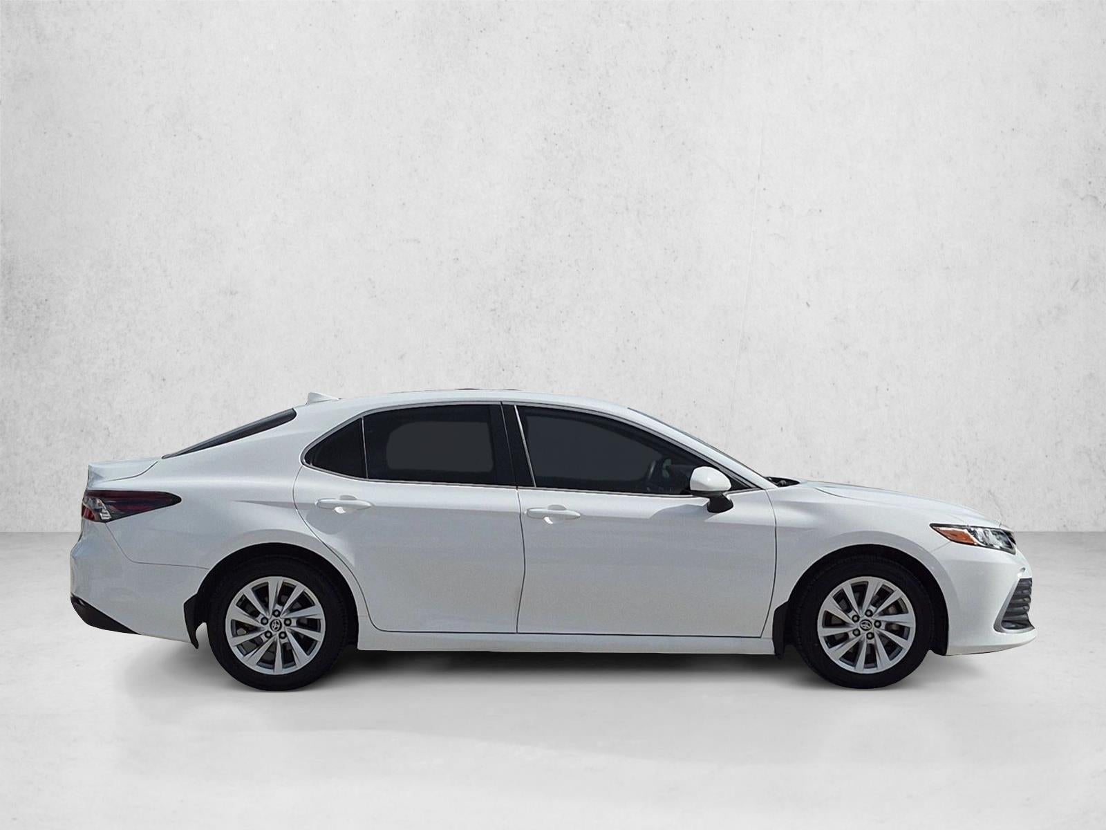 2024 Toyota Camry LE Auto (SE)