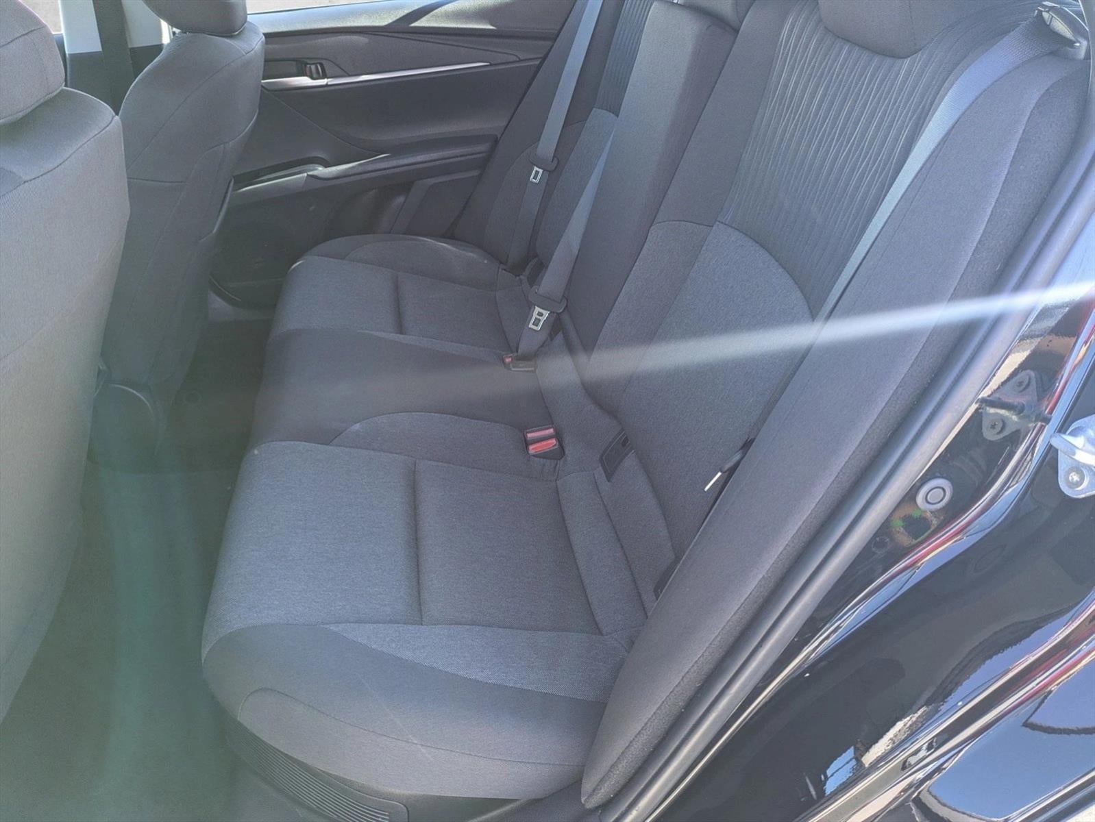 2025 Toyota Camry LE (SE)