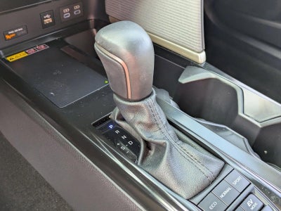 2025 Toyota Camry SE (SE)