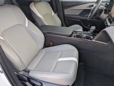 2025 Toyota Camry SE (SE)