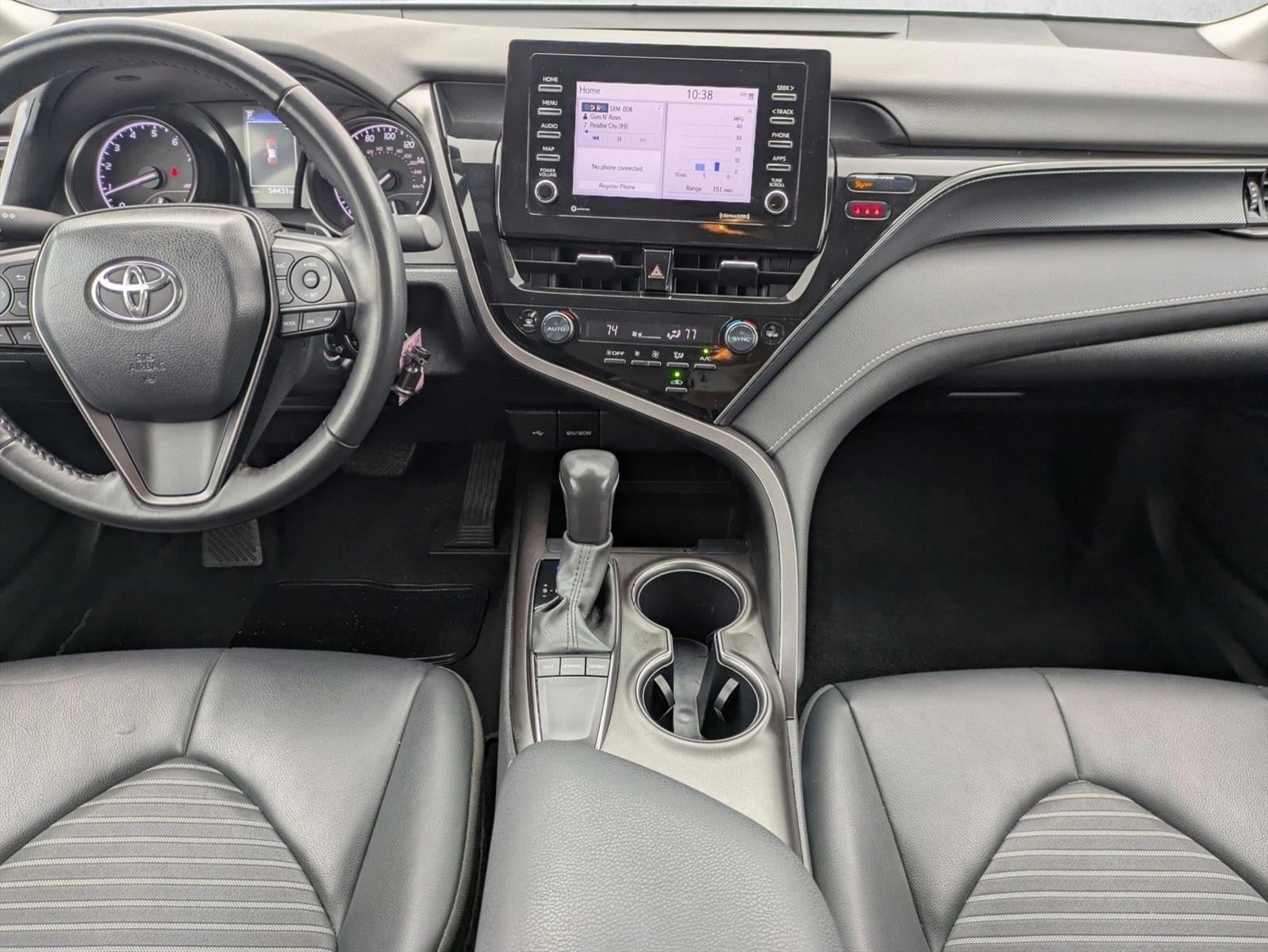 2024 Toyota Camry SE Auto (SE)