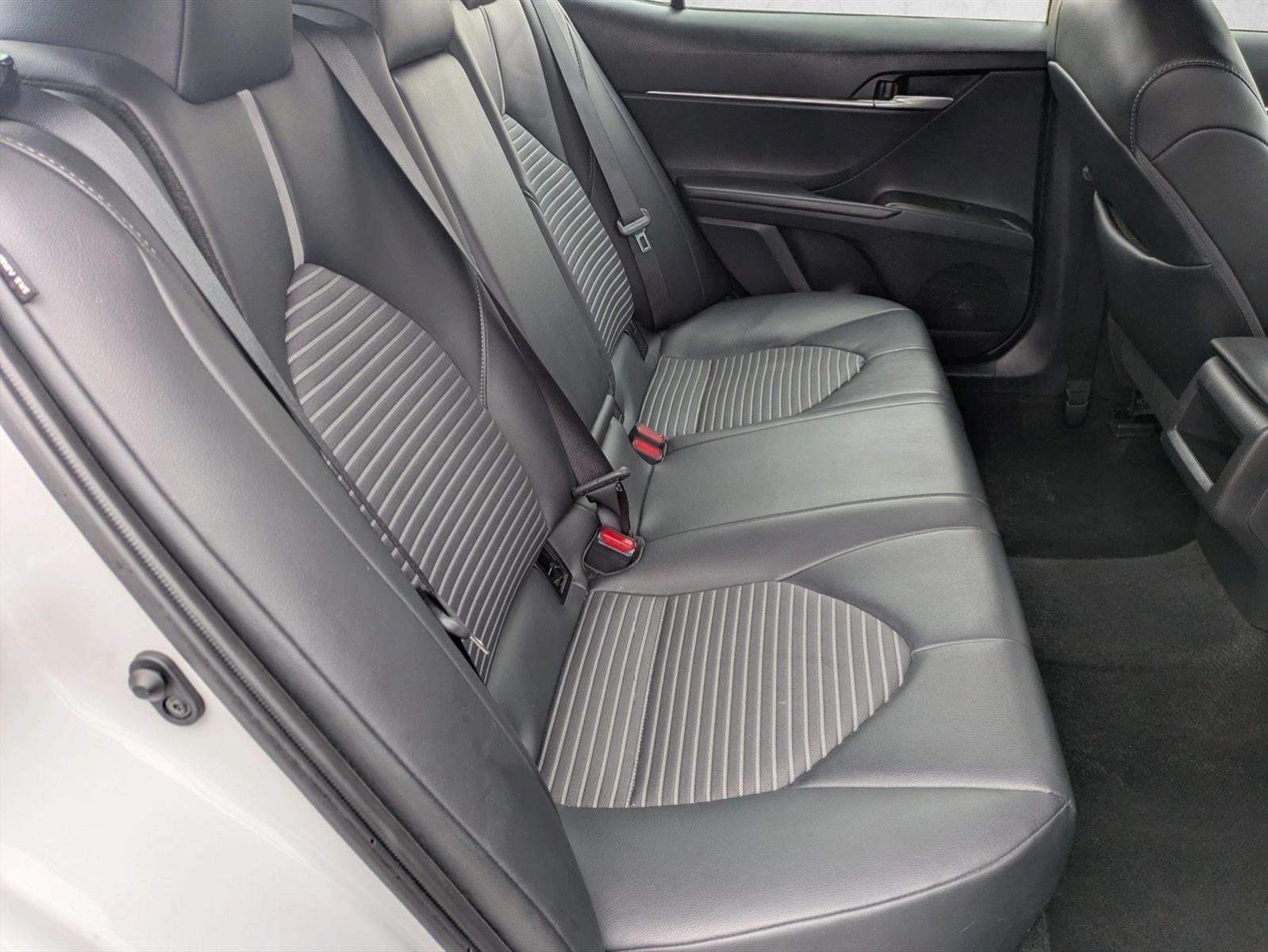 2024 Toyota Camry SE Auto (SE)