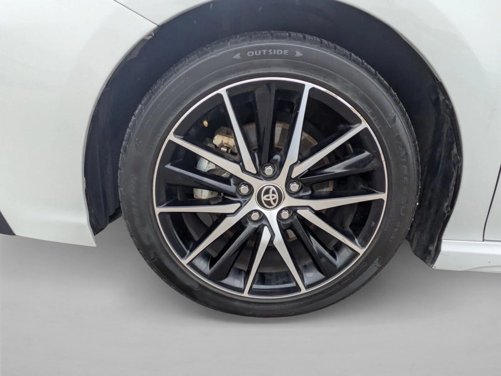 2024 Toyota Camry SE Auto (SE)