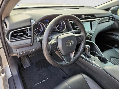 2020 Toyota Camry SE Nightshade Auto (Natl)