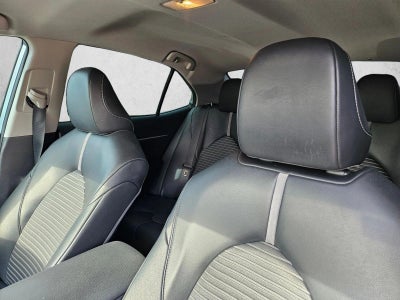 2020 Toyota Camry SE Nightshade Auto (Natl)