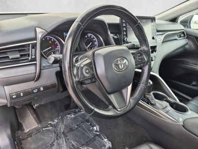 2022 Toyota Camry SE Auto (SE)