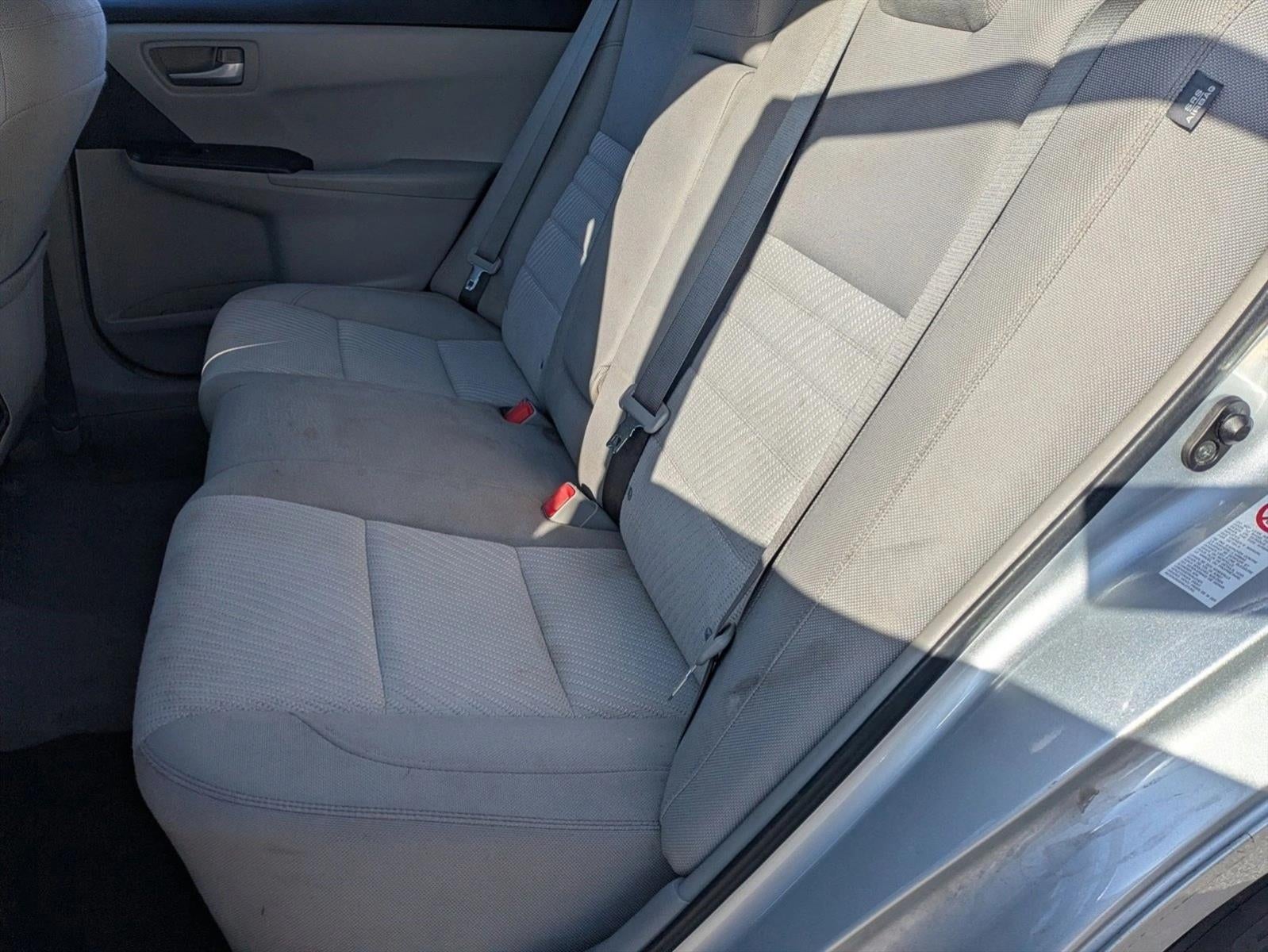 2016 Toyota Camry 4dr Sdn I4 Auto LE (SE)