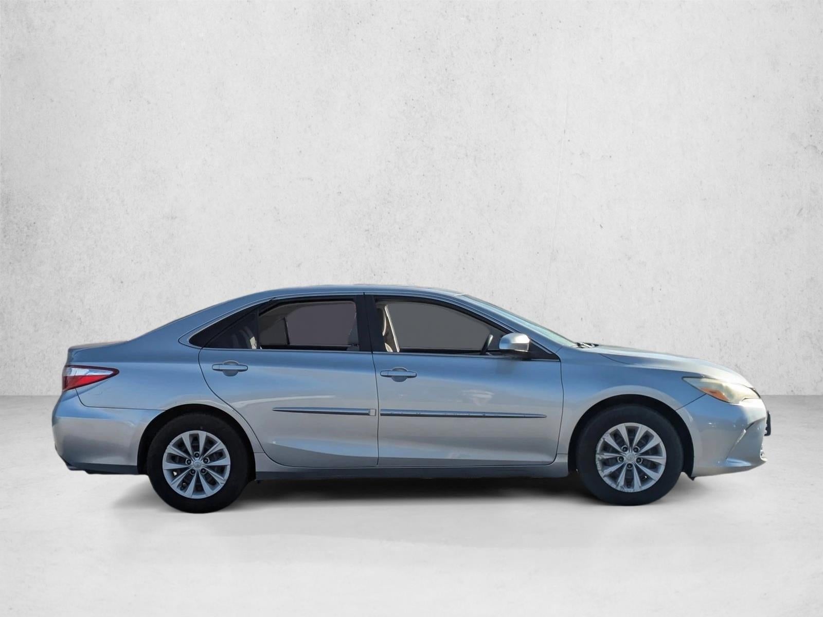 2016 Toyota Camry 4dr Sdn I4 Auto LE (SE)