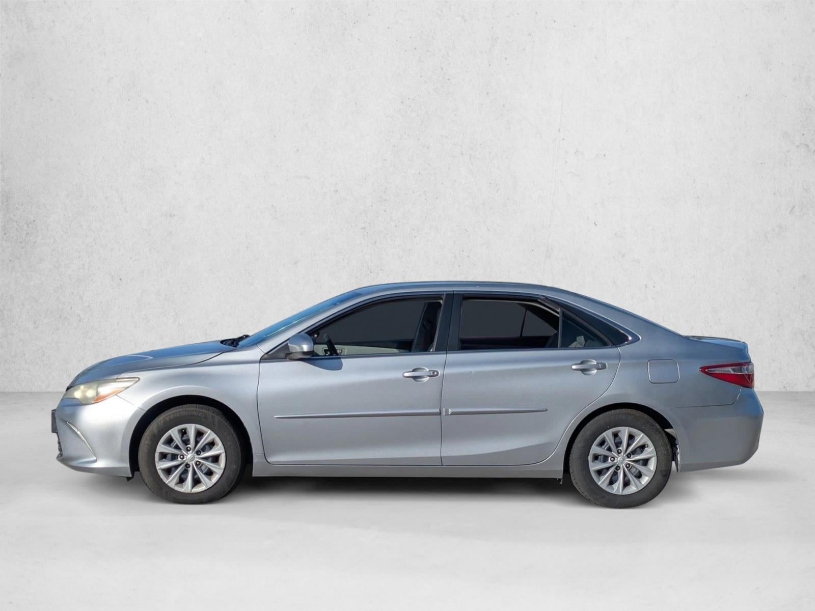 2016 Toyota Camry 4dr Sdn I4 Auto LE (SE)