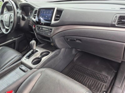 2017 Honda Ridgeline RTL-T 4x4 Crew Cab 5.3' Bed