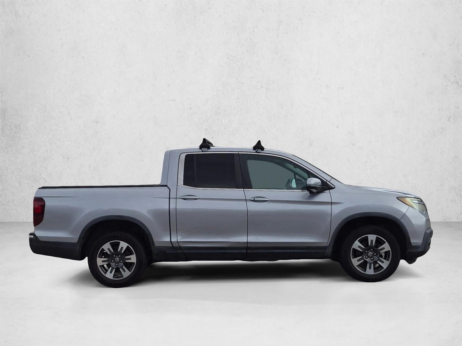 2017 Honda Ridgeline RTL-T 4x4 Crew Cab 5.3' Bed