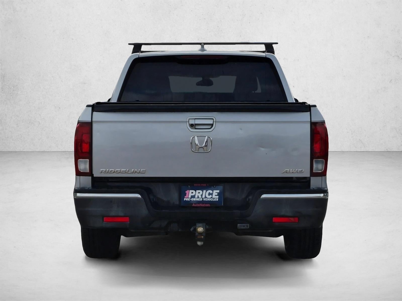2017 Honda Ridgeline RTL-T 4x4 Crew Cab 5.3' Bed