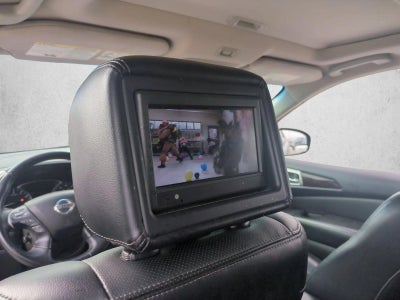 2015 Nissan Pathfinder 2WD 4dr Platinum