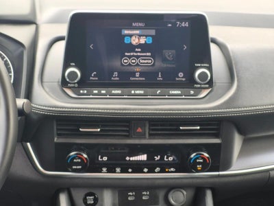 2025 Nissan Rogue FWD SV