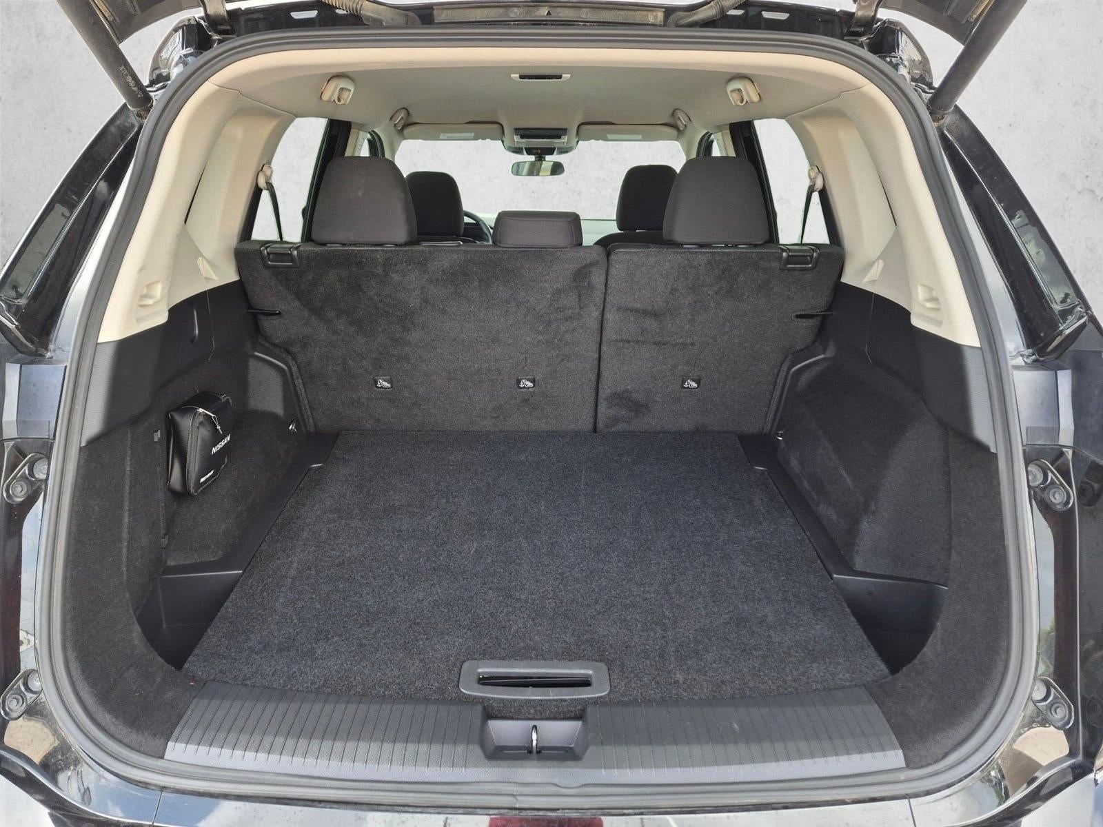 2025 Nissan Rogue FWD SV
