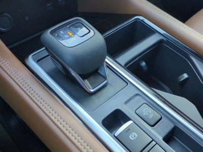 2024 Nissan Pathfinder Platinum 2WD