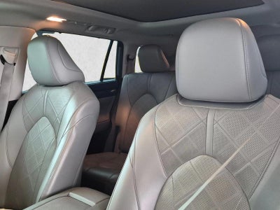 2023 Toyota Highlander Platinum FWD (Natl)