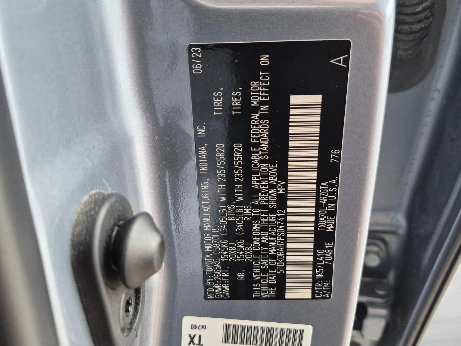 2023 Toyota Highlander Platinum FWD (Natl)